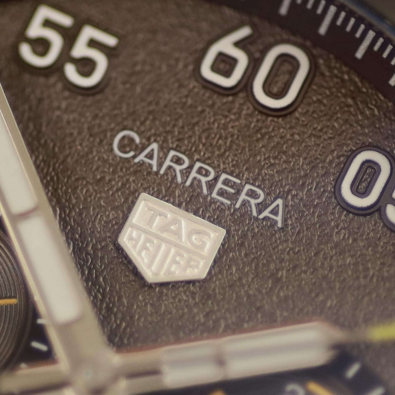 Zain_Pazaar
ساعة رجالية ماركة  CARRERA (PORCHE DESIGN)

المواصفات
.اللون اسود طافي
.المينه بتصميم حجري رصاصي اللون
.جميع السناتر شغالة
.كرونوغراف
.stop watch 
.المعدن ستيل بالكامل
.ضمان سنة
.تاريخ يومي

السعر:55.000

يوجد توصيل لجميع محافظات العراق
(التوصيل من يوم الى ٣ايام)

للإستفسار:***********
او مراسلة الصفحة
♦️التصوير داخل الصفحة تصويرنا

#ساعات #رجالي #توصيل #f #اكسسوارات #العراق #m #a #ملابس #ماركة #tiktok #instagram #fashion #facebook #تجميل #أناقة #هدايا #هدايارجاليه #هدايامميزة #ضمان #hublot #followforfollowback #explorepage #ex #explore #share #like #instalike #save #money
