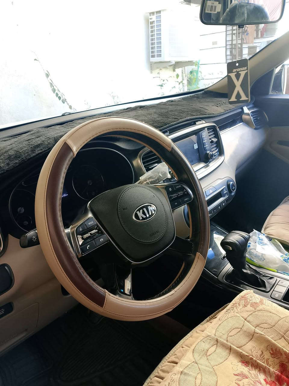 سورنتو 20 خليجيى ماشية 64رقم بغداد مشروع وطني سنوية30 كشنات جلد بلادي مكان السيارة  المقدادية السعر 240بيه صبغ ربع بنيد وربع الجاملغ الأمامي موضح بالسونار
***********
