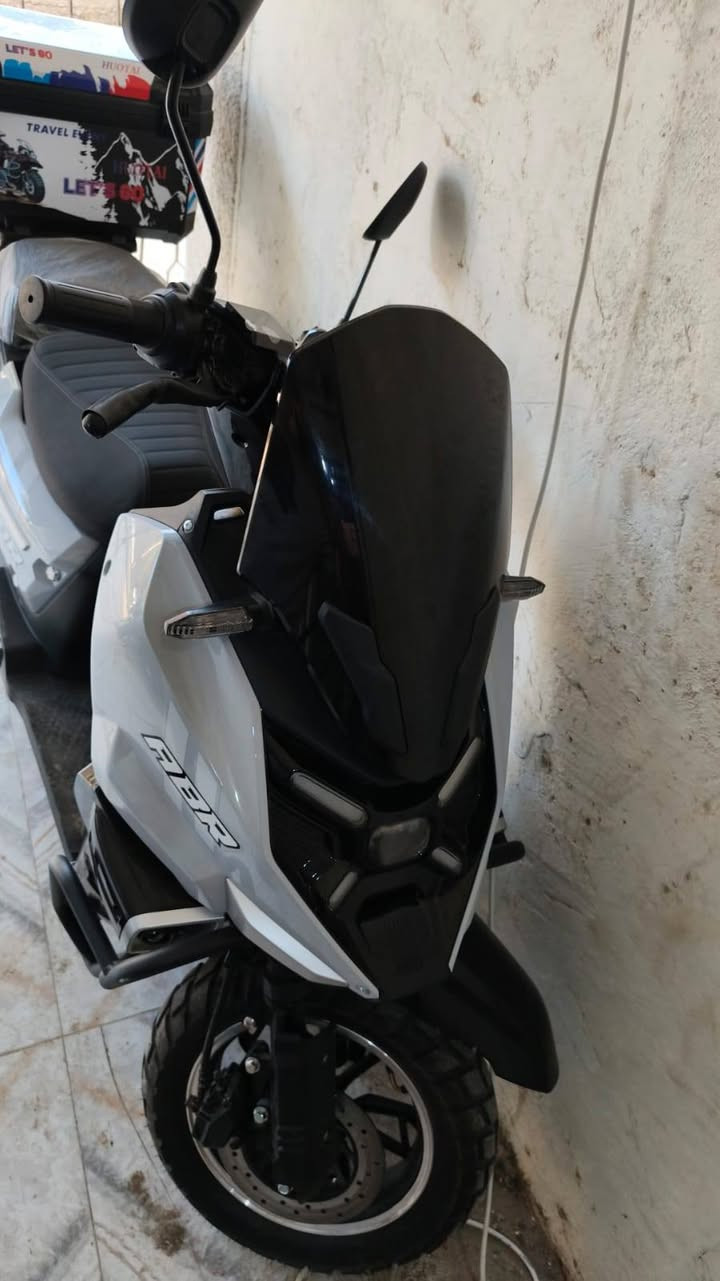 مكلفه فقط ماطور شحن للبيع مستخدم شهر فقط نضييف كلش نفس السعر مليوون و150 الصور اي استفسار اتصل عالرقم ((***********)) متوفر واتس اب 🙏🏻
