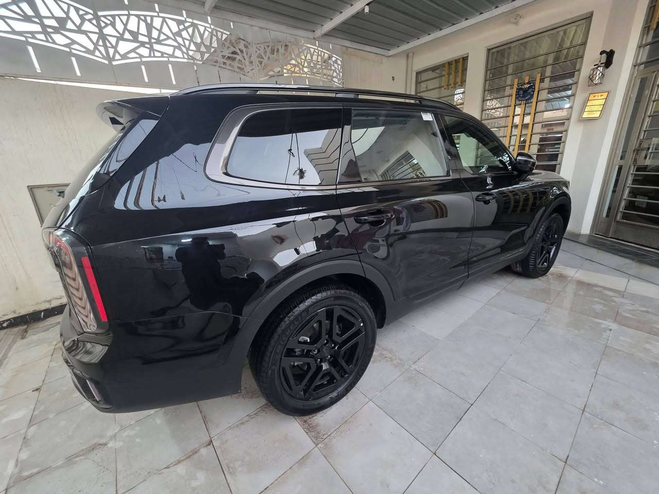 2025 sx prestige x lain //  
بدون ارباك ماشيه 3000 m
فول الفول 
مساج 
داخل كنتاره 
تدفئه تبريد جميع المقاعد
اناره محيطيه
5 كامرات 
5 رادار 
5 وضعيات قياده 
فور ويل 
حساس خلفي امامي 
قياده ذاتيه 
فتحتين قماره 
داشتو 
رقم بغداد شهداء المالك بمنقطتي 
ملاحظه/صبغ نصف قبق الجنطه فقط بدون تبديل 
السعر 315 مجال جدا بسيط
***********
