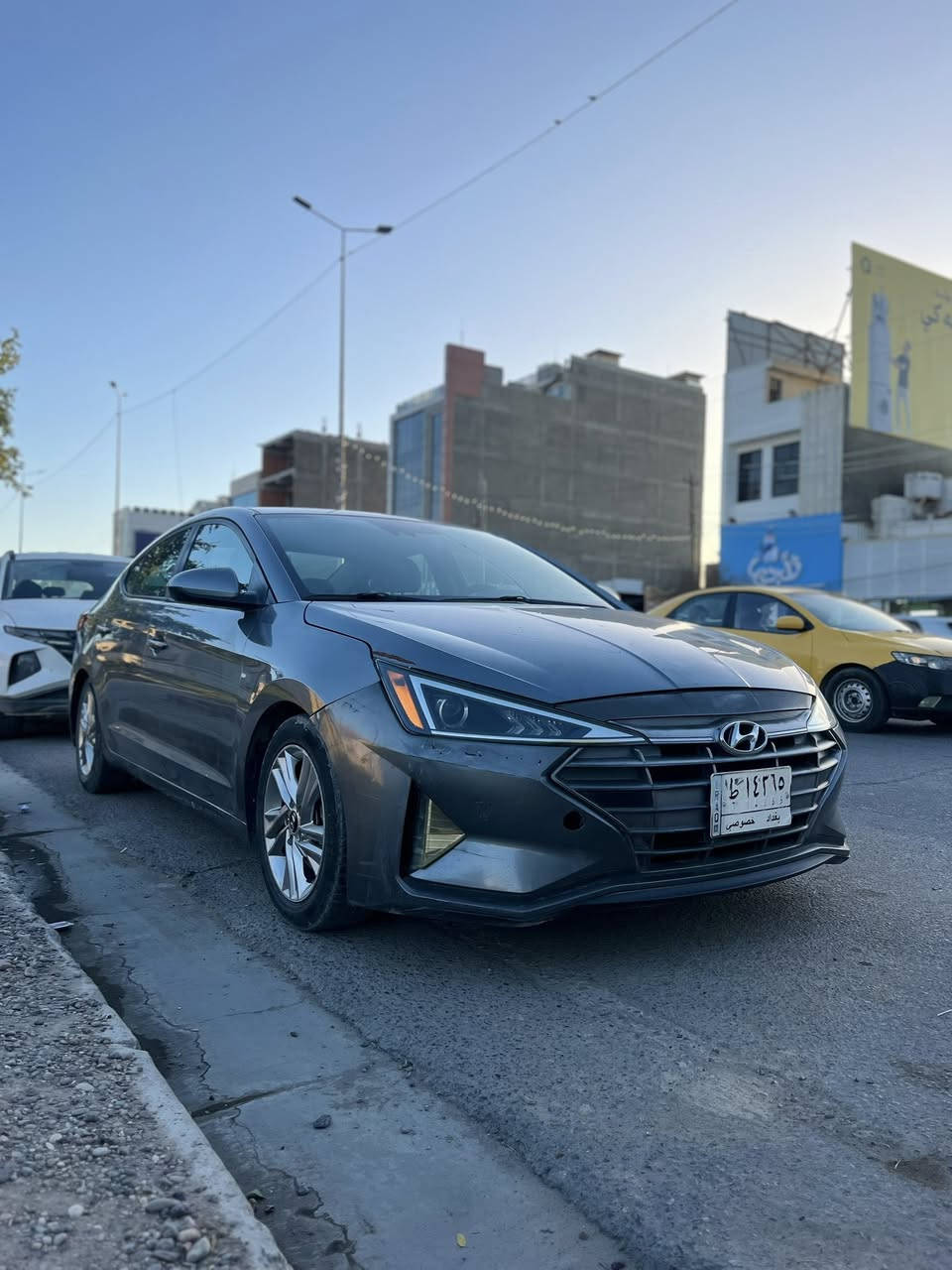 السلام عليكم ، النترا امريكي موديل 2019  بيها قطع تبديل وصبغ موضحة بالسونار .. 
مواصفات الامريكي المعروفة بدون فتحة سعرها  110$ وبيها مجال 
للاستفسار الاتصال  *********** 
متوفر واتساب
