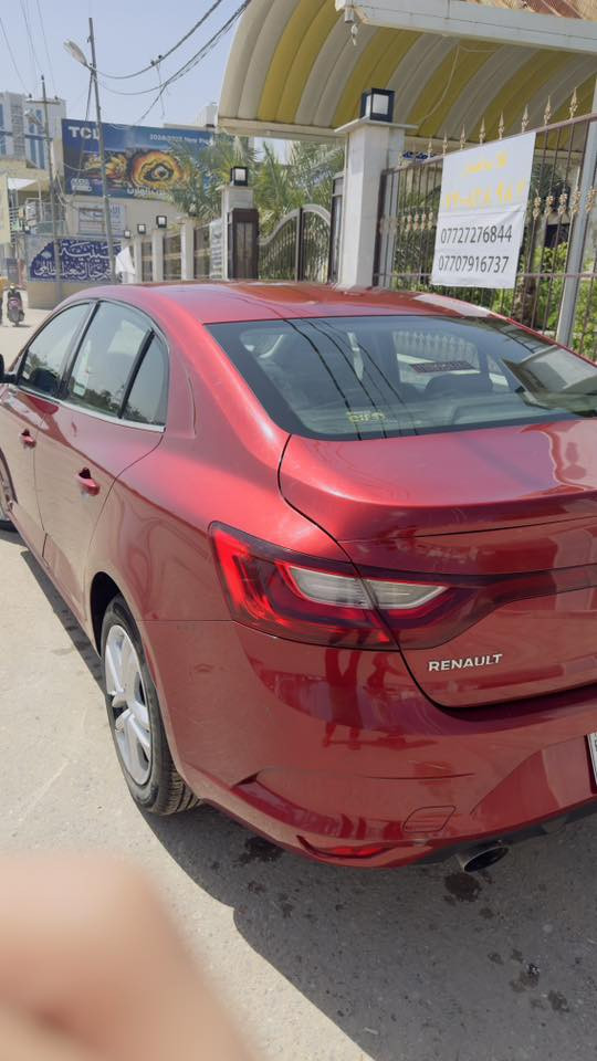 سلام عليكم 
رينو ميكان 2021 رقم كربلاء الضرر قطعه واحده قليله كلش 
حره ما مطلوبه السياره عليها أدامه كاملة
السعر 110 بيها مجال بسيط 
***********
