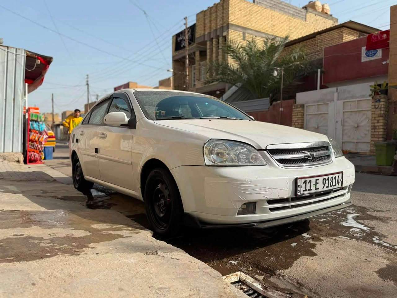 السلام عليكم
اوبترة موديل 2012 الشركة العامة 
سيارة رقم بغداد الانكليزي سنوية2031 
بسمي تحويل ثاني يوم 
كير ميكنة تخم تاير باتري جديد صدر امامي خلفي خلفي جديد 
دوشمه وشاشه جديد سيارة جاهزة كبل لشارع ربع متصرف عليها 
سيارة بيها بجم حادثه 
مكان السيارة بغداد الحسينية  
السعر 77وبيها مجال للشراي 
الاتصال ***********
