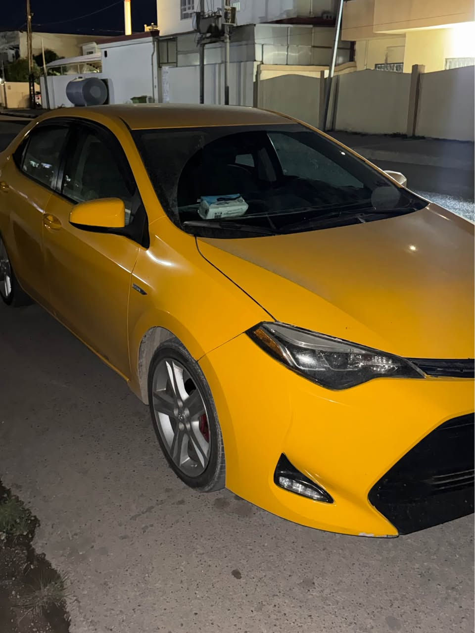 سلام عليكم كورلا موديل 18 محرك مكفوله من كلشي غاز بنزين . ضرر جمرلغ وبنيد صفحه سايق شاصي بي رصعه 
مطلوبه كمرك سنويه منتهيه بل 2023  100ورقة  قفل سيارة la
مراوسه ويه خصوصي عادي 
*********** كركوك, العراق
