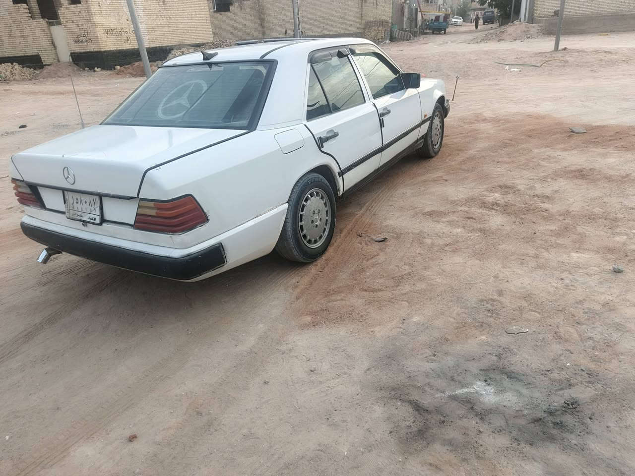 سلام عليكم مارسدس موديل 90  مكينه وكير  محور  راس الثور مكينه وكير جدد حداديه تخم تاير شواصي بلاد كهربائيّات كله شغاله سياره جهازه وناعمه  المكان نجف   السعر 30 وبيه مجال قليل ***********
