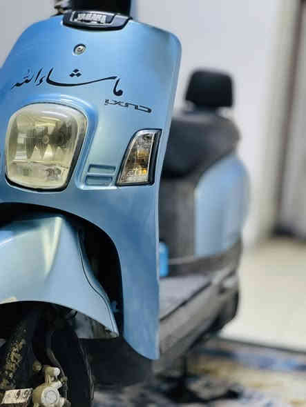 السلام عليكم دراجه بوليس قبل سبوعين منزله رمبه كفاله عامه مكينه خرسه كفرات تجارية و موجودات البلادية ختم واحد +سستم صوت مو شراي لاتكسر بسعر رقم ‭0771 291 2226‬
