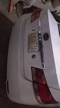 بي واي دي ٢٠١٣ • فول اوبشن • شاشة وكاميرا