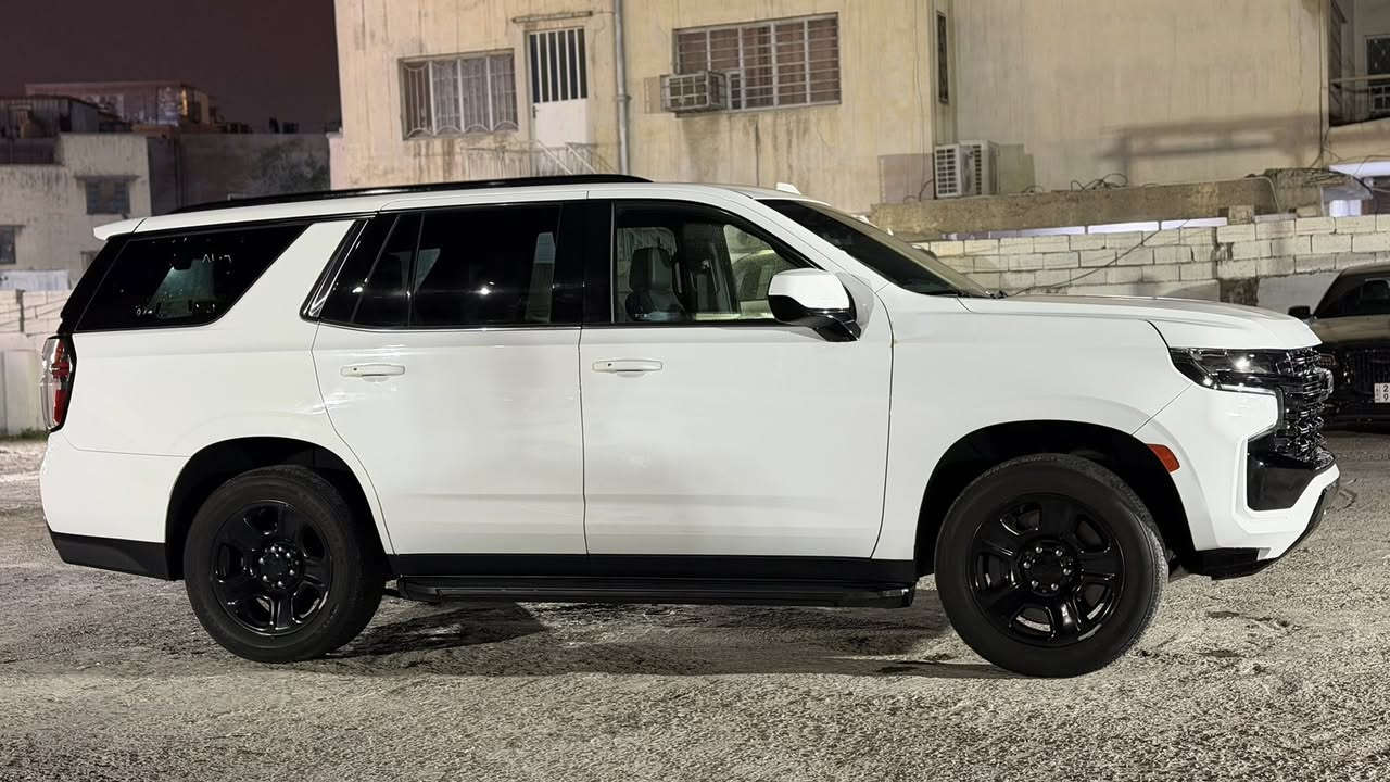 تاهو بوليسي 2023
دخول جديد دبلوماسي بدون ارقام 

حادث السياره حافت البنيد فقط 

ماشيه 12 الف فقط زيرو 

السياره جديده 

ايرباك استيرن فقط وجبناله كبسوله كامله 

رقم الهاتف ***********

سعر السياره 375 وبيها مجال للطيبين
