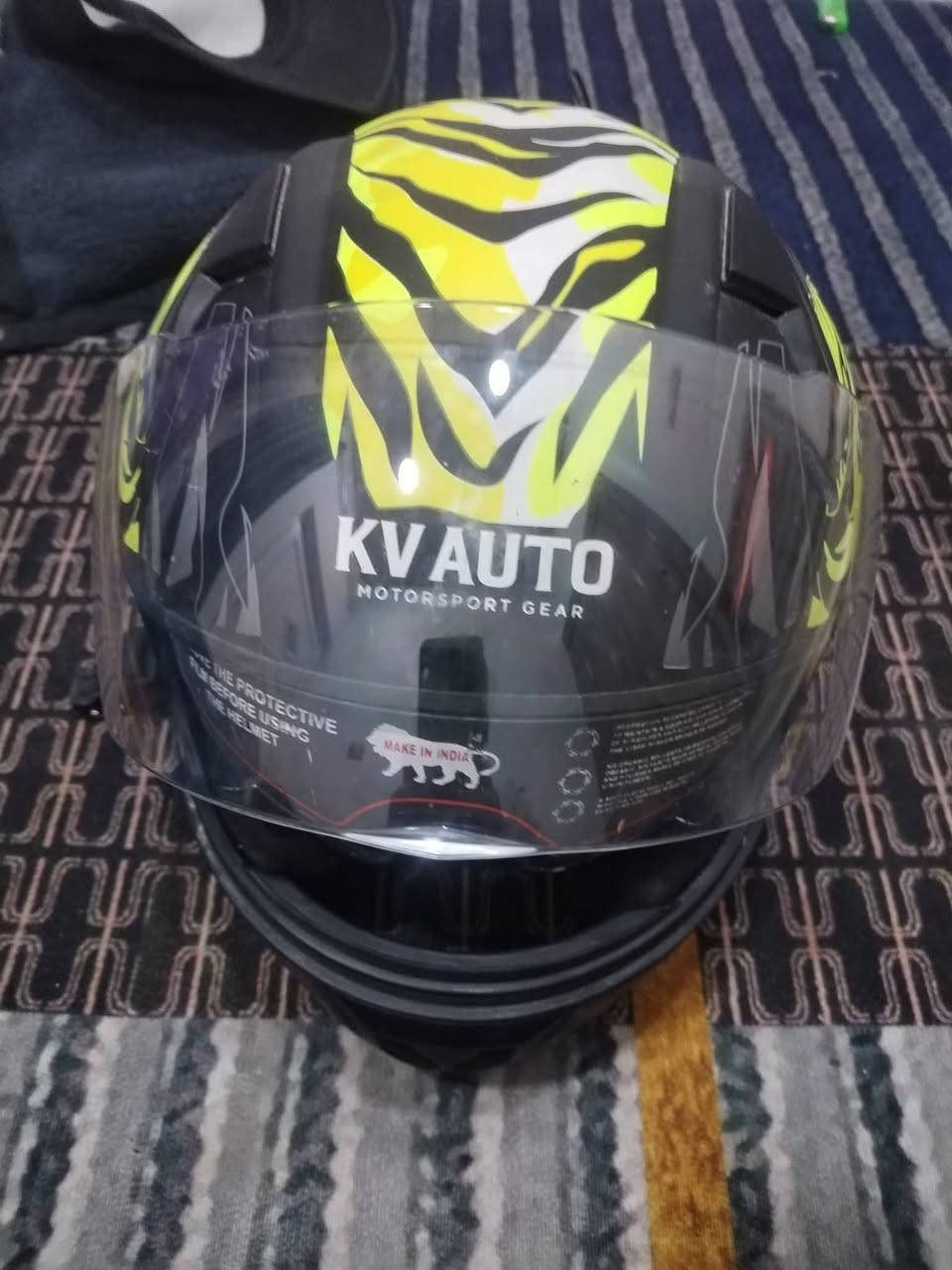 السلام عليكم.     خوذه kvauto اصليه ممستعمله ابد ونضيفه كلش مثل مامبين بل صوره 30 وبيهه مجال


**إذا كنت صاحب هذا الإعلان وتريد حذفه لأي سبب، رجاءا أرسل رسالة إلى الدعم الفني**