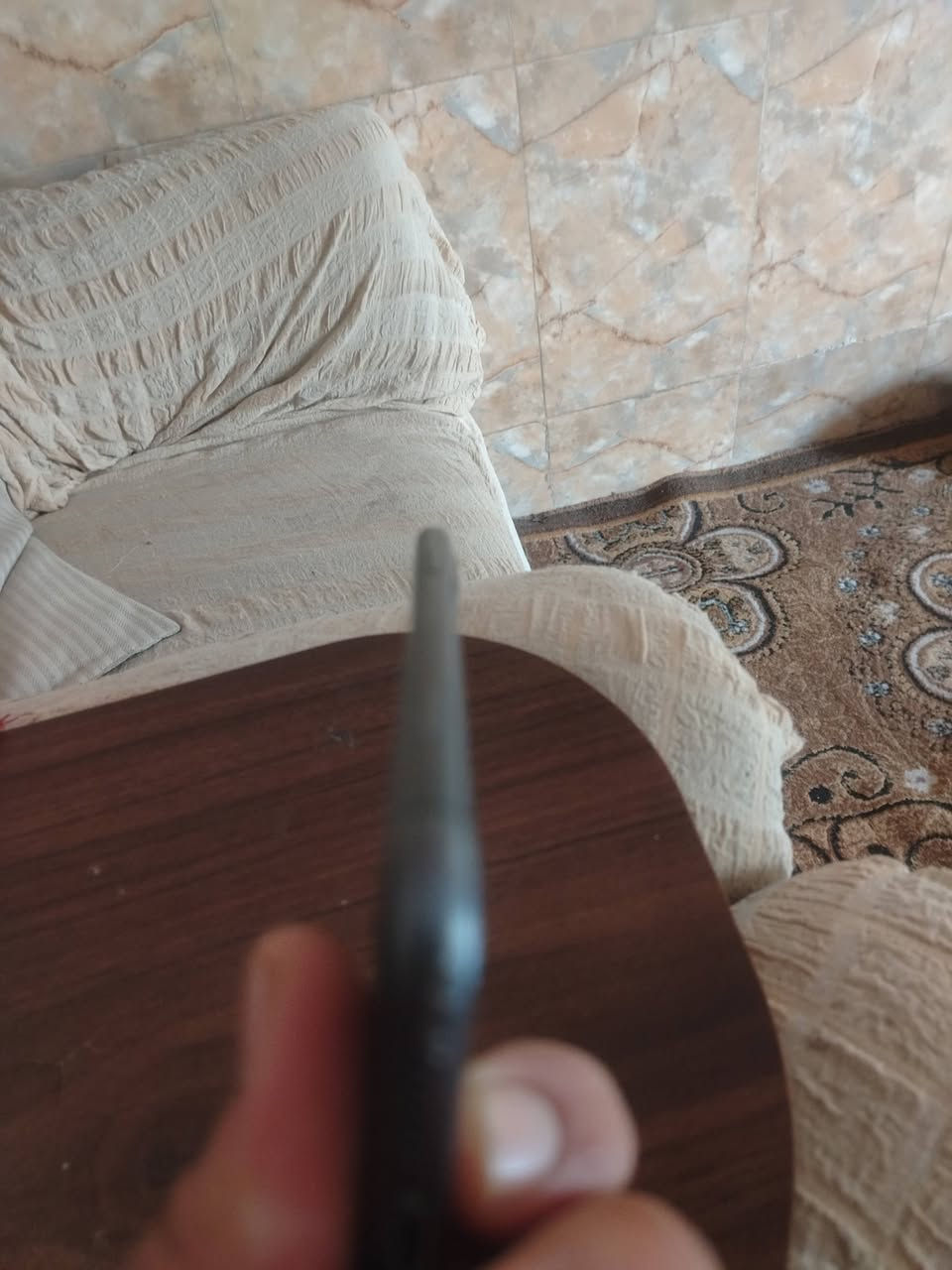 قسلام عليكم جهاز 11 العادي جهاز مبدل بس شاشه فيس ايدي متوقف بطاريه خدمه ما مبدله 76 لباقي  كله شغال ولتصال اله تفتح سبيكر يلا ينسمع السعر 180 ***********
