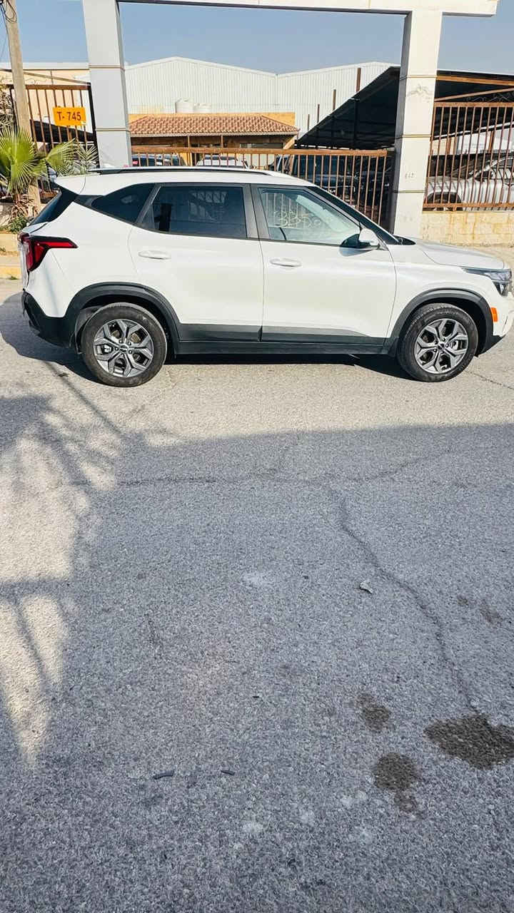 سيلتوس 2025 بدون رقم دخول جديد ماشية 8 الف محرك 2000 دوش ضرر طخه بسيطه بقبق صندوك فقط بدون ايرباك رادارت خلفي جانبي امامي اشاره مري شاشه كبيره متصل ديجتال
سعر 165 وبيه مجال بسيط وهذا رقمي
***********
مكانه / الحلة
