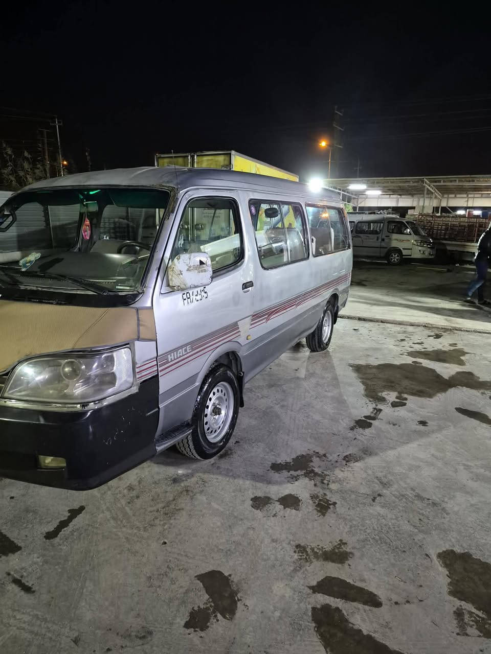 السلام عليكم سياره بولاكسه 2009 جير ومكينه ونجي بيها دخان تخم تاير السياره جاهزه دوشمه حلوه رقم الماني ديالى تحويل مصفره هيئه مرور عليها 700 عنوان بغداد رقم الهاتف *********** السعر ب 37 وبيها مجال
