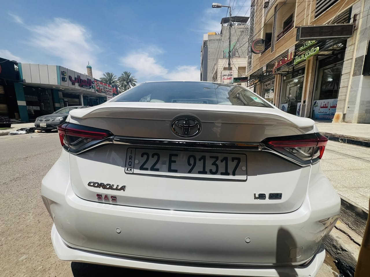 السلام عليكم
كورلا ( ساز ) بانزين فقط مو هايبرد

موديل 2024 

رقم اربيل الجديد بإسمي 

ماشية فقط 24 الف km 

فول مواصفات Gli

حجم المكينة 1800 

دخول ذكي بصمة 

التشغيل بصمة 

فتحة سقف سلايت 

شاشة ديجيتيل 

تبريد قطعتين 

بك لايت لد 

كشاف لايت لد 

الشاحن واير لس 

حساس امامي خلفي 

اشاير بالمري 

السيارة بعدها داخل الضمان 

مكان السيارة بغداد زيونة 

للاستفسار الاتصال  ع الرقم ***********@إشارة@إشارة
