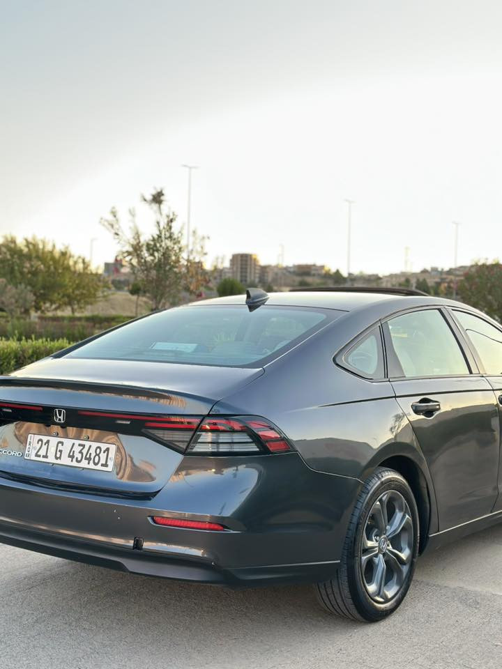 Honda Accord 2024 EX
محرك ١.٥ توربو 

سقف سلايد 
كشنات هيتر 
كشن كهربائي 
رادرات جانبية و امامي 
داخل ابيض 
تشغيل عن بعد 

سيارة ماشيه ١٨ الف 
 رقم سليمانية 

حادثها 
بونيد صبغ بدون شواصي و بدون دواخل 
و بيها طرف السكن تعديل و صبغ مبين ب صور الحادث 

***********

السعر /149
