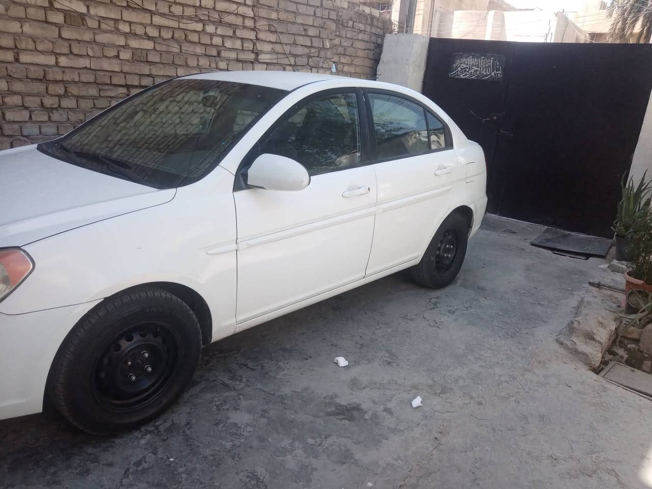 سلام عليكم اكسنت موديل ٩ مكينه ٦٠٠ لببل واحد عدا جملغ امام بدون دواخل قطع صبغ بيهه لسياره كير مكينه حلوت لسعر ٨٠بيهه مجال بصيط للعنوان بعداد لدولعي *********** سياره بسمي
