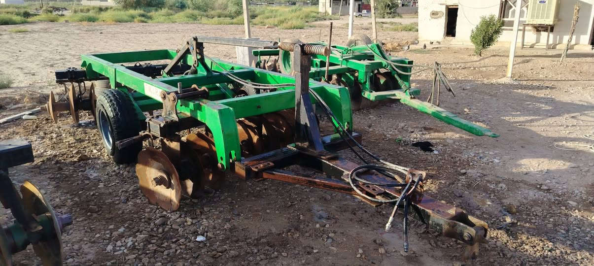 معرض الشمري للبيع دسك تركي حجم 18(باالعزيزية***********(***********
