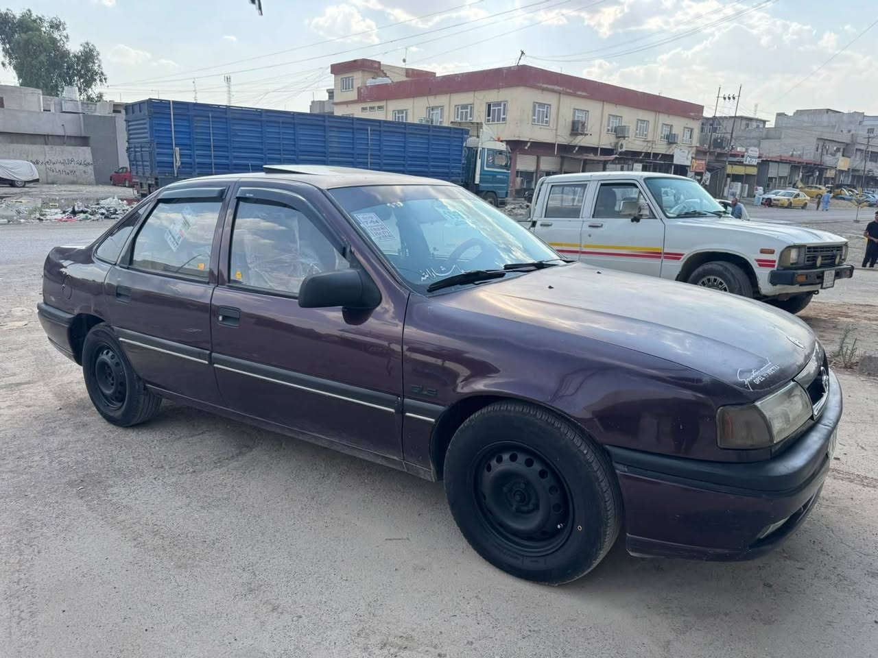 للبيع اوبل فكترا
موديل 93 لون بادنجاني
مكينه وكير شرط
طخم جديد امامي وخلفي
طخم تايرات جديد باتري جديد 
كهربائيات كلها شغاله شرط داخل خارج وضع بلادي
السيارا وضع شركه لاداير ولادوسه ولاصبغ كلو بلادي
اربع تكوات
داخل جديد 
رقم انكليزي نينوى
شرط التحويل
السعر (45) بيها مجال 
مكاني موصل حي الرشيديه  
(*********** كورك)
(*********** زين)

