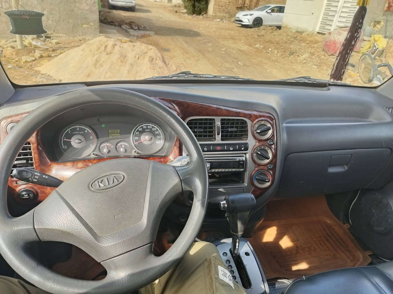 السلام عليكم للبيع مديل ١٩ كيرمكينه حداديه مكفولات كصه وحده باجات مكاني ميسان سعر٦٠ورقه ***********
