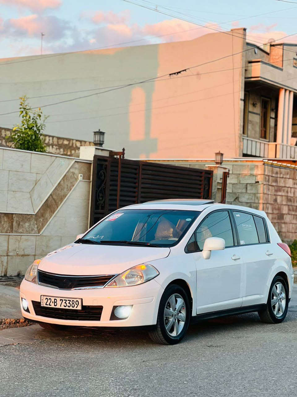 نيسان تيدا مۆدێل 2013
سئ پارچه سبوخ . چاملخى سكن و بؤنيت و
چاملخى پشته وه ى سايق پيشى ناوى گرتيه 
مۆبايل . واتس ئاپ ***********
سلایت أربيل, العراق
