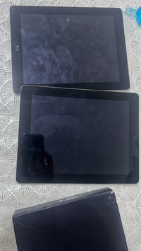 ايبادات ابل يستقبل  آيكلود ينزل عليه جميع للبرامج مراوس او بيع عادي اي...