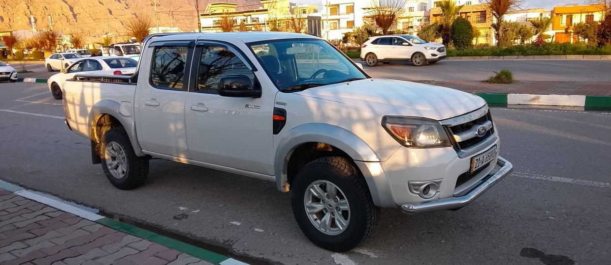 فۆرد ڕەنجەر ٢٠١١ پەمپو نۆزڵ گاز گێڕ و مەکینە و ئەکسل هەموو گیانی بەشەرت یەک دیناری مەسرەف نیە سەنەوی تازەیە ڕەقەمی تازە ٤ تایەی تازە بۆ بەستراوە بەس لێخوڕینی دەوێت 
نرخی ١١٠ گەڵاو معامەلە شوێن حاجیاوا رانية, السليمانية


**إذا كنت صاحب هذا الإعلان وتريد حذفه لأي سبب، رجاءا أرسل رسالة إلى الدعم الفني**