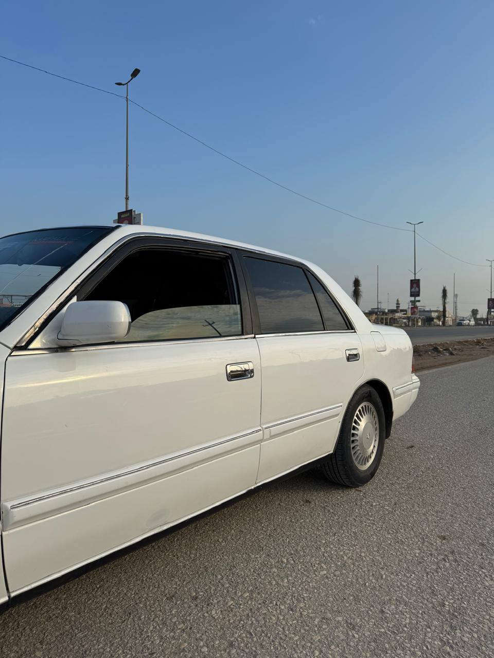 السلام عليكم راس الثور تكم مديل2000
السياره كصت قماره فقط ولباقي مكفول رقم نكليزي نجف سنويه ل 30 مداور ثاني يوم مكينه 3000
مكان السياره نجف رقم تلفون بي واتساب
***********
