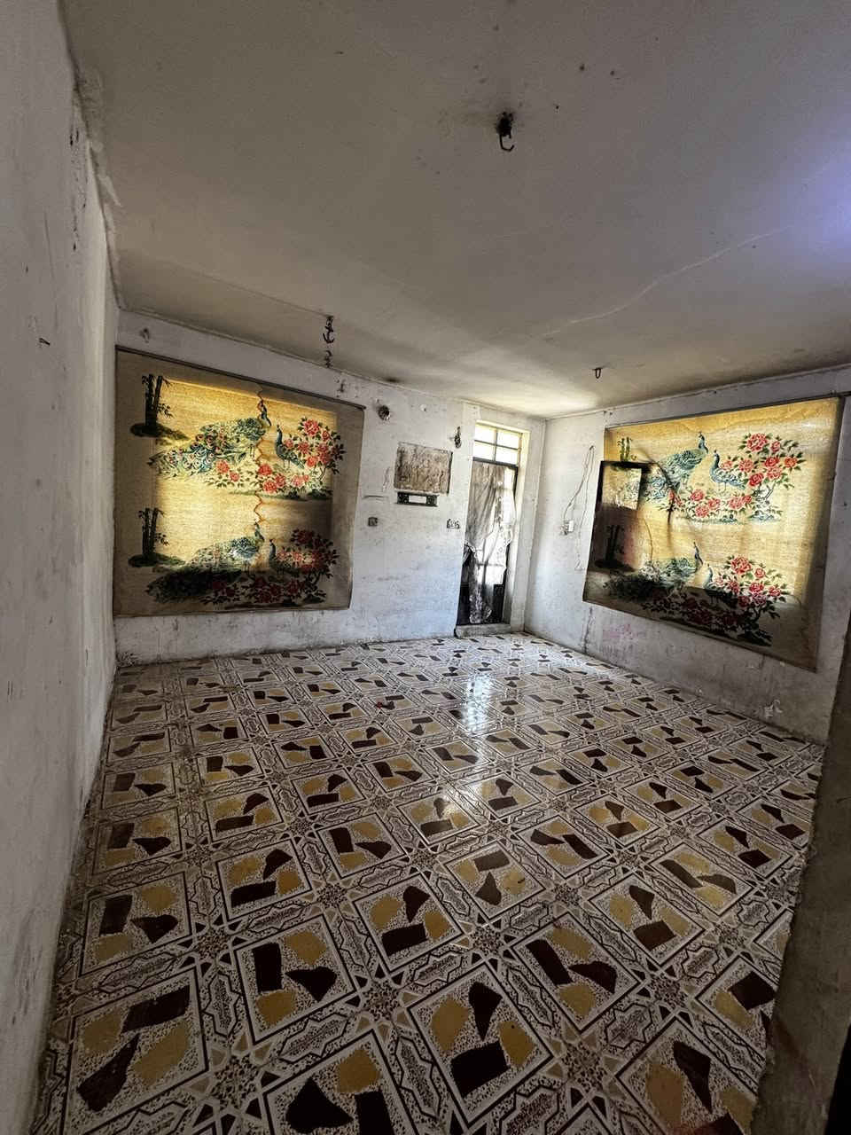 بيت للايجار المساحة 39
 الحرية الثانيه مع سحب كهرباء مجانا 
***********
