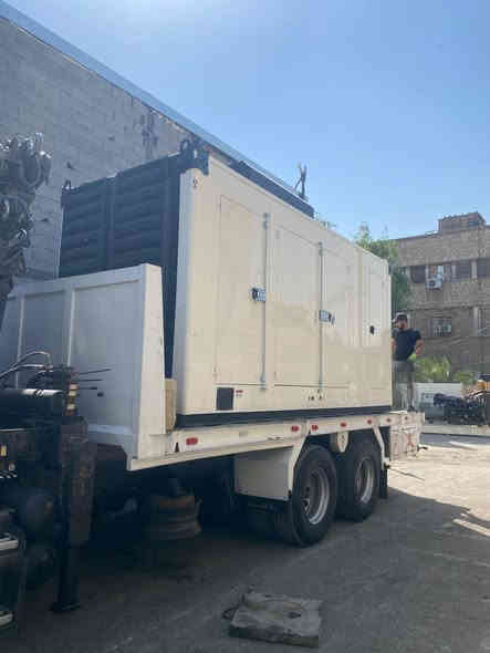 سلام عليكم كرين هياب للبيع 6200 خمسه سلايت دهن رجلين مخالف يطلعن جك السعر80$. ***********  كفاله عامه
