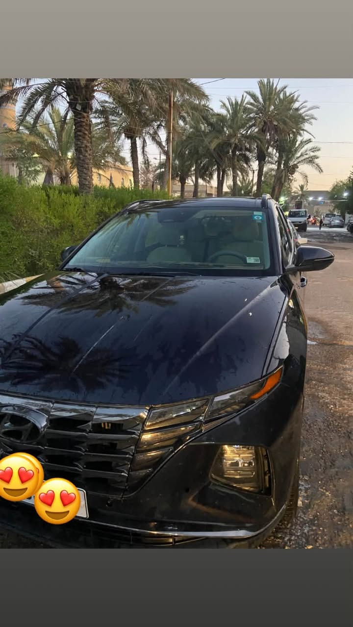 توكسان موديل 24. هايبرد  مكفوله فقط بارد بل بنيد. ماشيه 22 فول مواصفات رقم بغداد بسمي ‭***********‬ مكاني. بغداد. الكرخ
