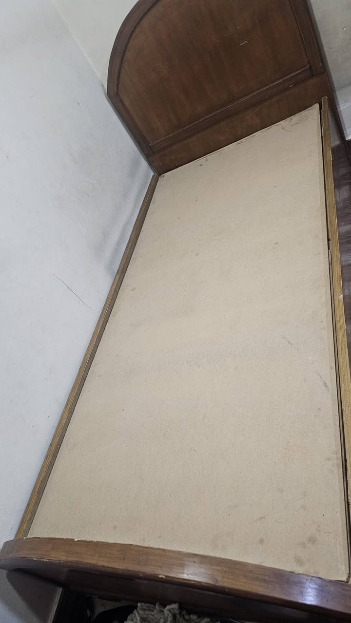 للبيع
جرباية نفر  خشب صاج
الاعظمية 
125 وبيها مجال بسيط


**إذا كنت صاحب هذا الإعلان وتريد حذفه لأي سبب، رجاءا أرسل رسالة إلى الدعم الفني**