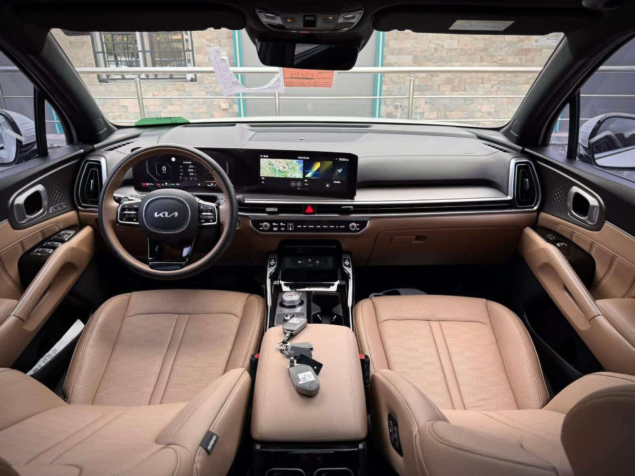 كيا سورينتو - 2024
فوري - وارد كوريا
15,000KM
1600 - Turbo

عربية كاملة Full option ✨

✅فتحة سقف 
✅كراسي كهربا 
✅شنطة كهربا
✅كاميرا 360
✅Memory seat
✅Head-up Display


**إذا كنت صاحب هذا الإعلان وتريد حذفه لأي سبب، رجاءا أرسل رسالة إلى الدعم الفني**