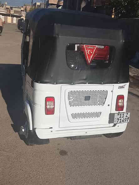 سلام وعليكم تكتك للبيع موديل 2022.مرقم رقم وسنويه  تكتك مصبوغه عام جماليه المكينه مكفوله تكتك كامله  مكمله مسجل دمام كبات لايتات زنون دوشمه المكان البياع الشرطه الخامسه رقم الهاتف ***********
