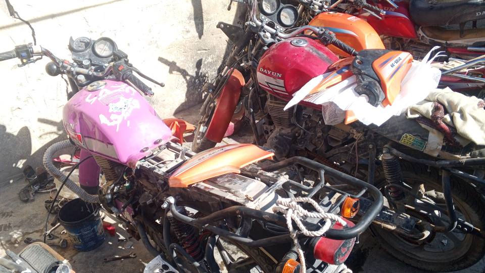 سلام عليكم عندي دراجات للبيع نفخ وعضم مال حجز مزاد سعر ناسبه مكاني كربلاء حي الولا ***********
