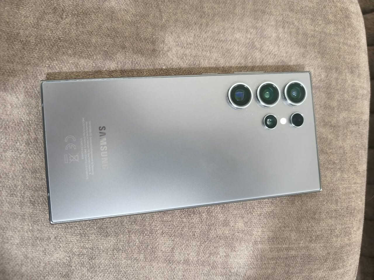 للبيع s24 التر نضافه 100% كامل ملحقاته السعر 900 الف
للتواصل على الرقم ***********
