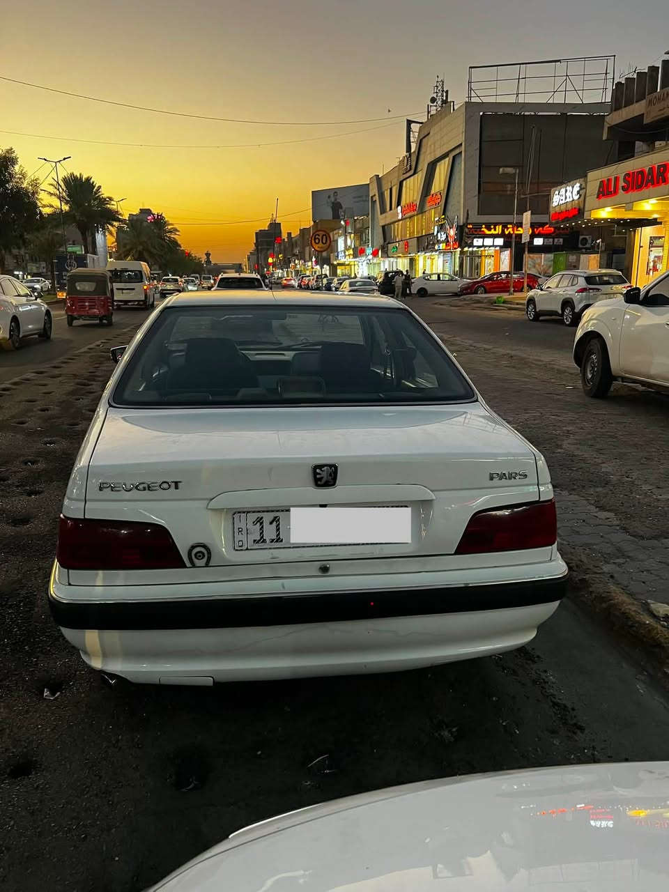 السلام عليكم
بيجو بارص موديل 2018 

السيارة باسمي

تبريد ثلج 

كير مكينة خير من الله 

بيها 3 قطع مبدلة بنيد والجاملغات ثنينهن 

بس الضربة مالتها بجاملغ واحد بس عكس السايق

والباقيات مبدلات للجمالية بس بدون ضربة 

سعرها 54 ورقة 

وبيعا مجال بسيط للطيبين

مكاني بغداد العبيدي 

للتواصل ***********

متوفر واتساب 

غير متواجد على الفيس

