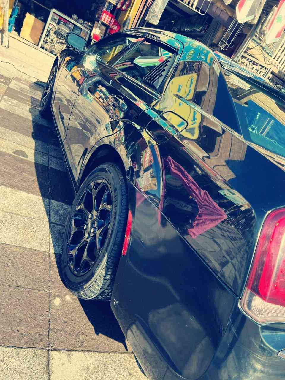 سلام عليكم اوباما موديل 2017 فول السياره فور ويل
حادثها بالصور 
رقم بغداد سعرها 175 مكاني بغداد ***********
