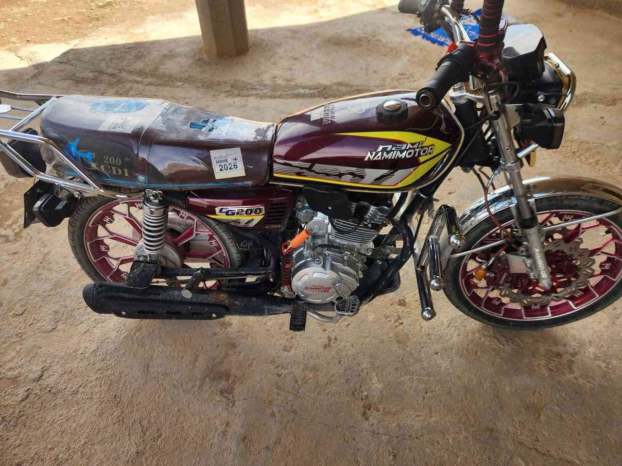 سلام عليكم دراجه نامه برو محرك 200 نضام كرت مو بصمه نشاط فول كهربائية كلها شغاله موديل 25 بعدها ما وصلت شي وما اعرف اسعار حالين شراي تعال خاص مو شراي لا تدخل وتعبني


**إذا كنت صاحب هذا الإعلان وتريد حذفه لأي سبب، رجاءا أرسل رسالة إلى الدعم الفني**