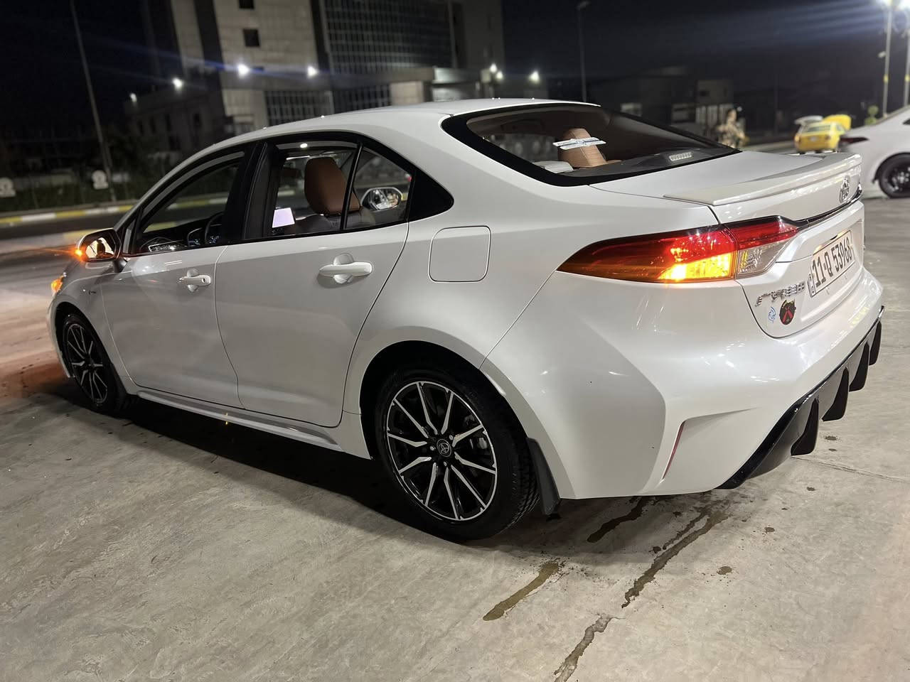 السلام عليكم كورلا 2024 هايبرد وارد صين الشكل الامريكي فئه ال S الصدفي اعلى فئه بل الكورلا داخل جلد لونين كهرباء كفاله عامه ماشيه 15000 السياره على وضع الزيرو مكانه بغداد ***********
