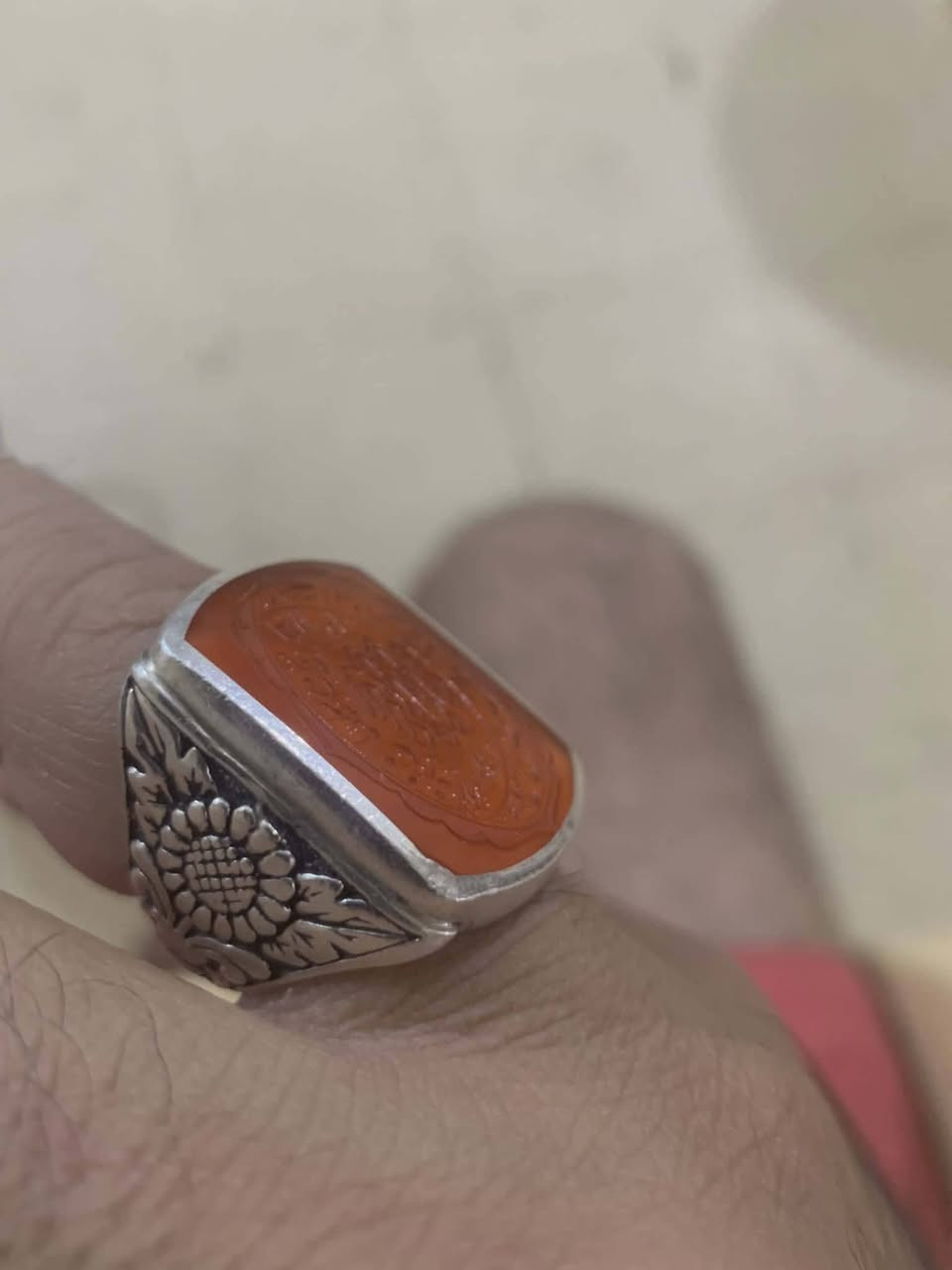 للبيع 
***********
