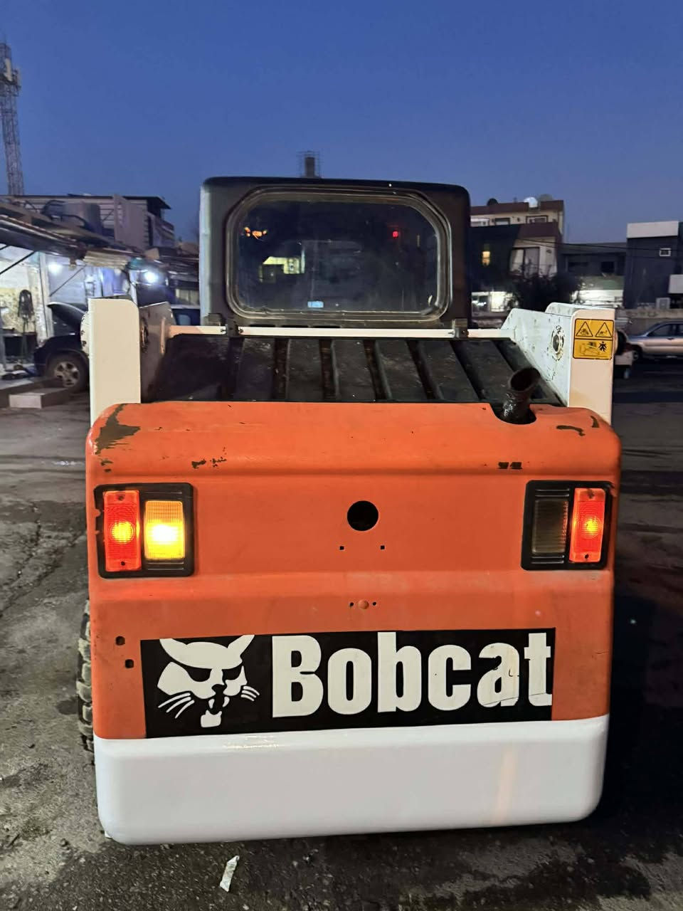 شفل حجم 763 مؤ ديل 2003 بدون صبوخ كا را با يا ت محرك مزخا ت كل بشرت محرك 130كل بشرت بدون رقم مكا ن سلئمانى ***********
