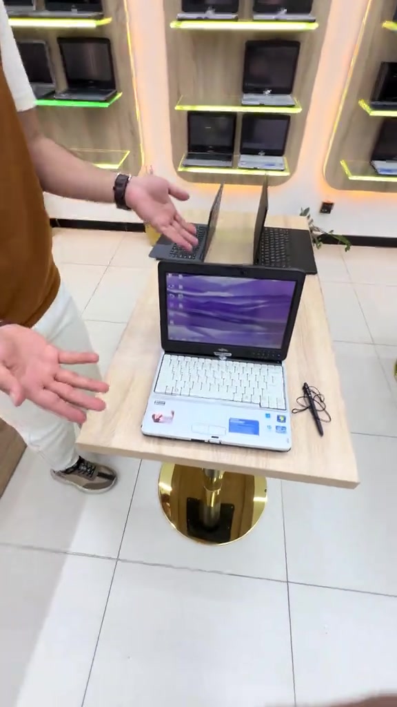 #عروض العيد يمنااا شي مختلف  Cori5  وبسعر69الف وبس يمنااا لابتوب فوجستو  هارد320 hdd ورام4 وقابل لتطوير  وندوز 7 وتكدر تسوي وندوز10  وبسعر75الف  موجود بفرع الكرادة حصراً  ***********
