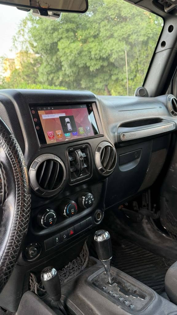 Jeep wrangler V6  4X4

مواصفات (sahara) فوول 
٦ پستن       دةبل ئةكسل
موديل ٢٠١١   
تةنها يةك دةرگاي بوياغة    
بى زوري بئ ارباك

زور خاوين مايتةوة  هيچ مةسرةفي تيدا نيية 

(گير  مةكينة  تةبريد  ئةكسل ة دةبلي ) بةشةرت  
تحويل و غرامة بةشةرت  
سعري $١٤٧ و مجال  
هةولير     *********** أربيل, العراق
