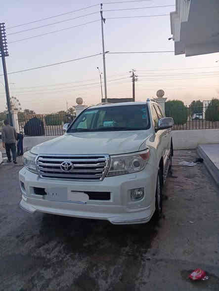 لاندكروز ٢٠١٤ فول مواصفات مكفوله من الضربه والصبغ رقم اربيل بأسمي تحويل مباشر العنوان الانبار الخالديه السعر ٤٢٠ رقم الهاتف ***********
