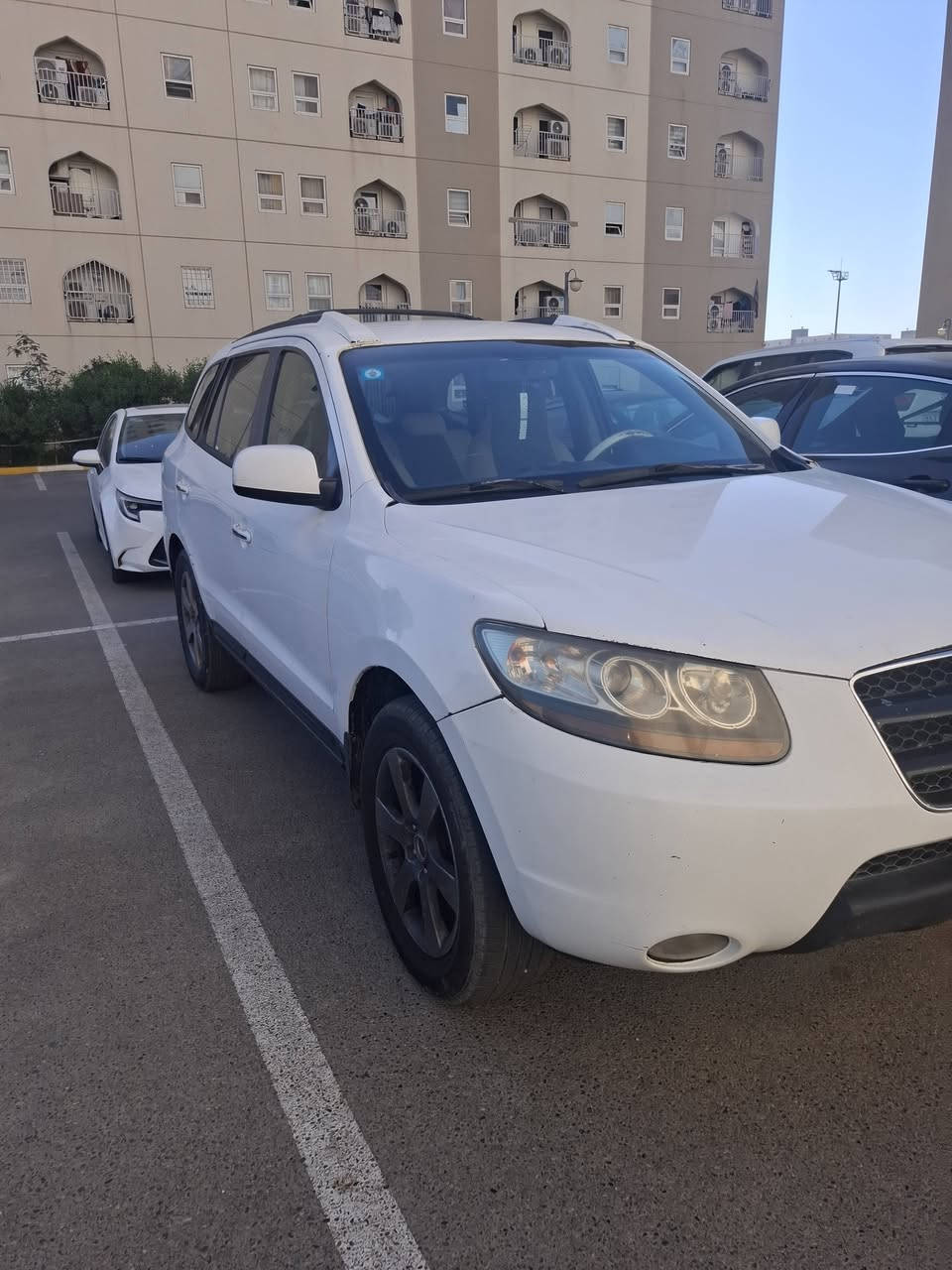 سلام عليكم 
سنتافيه موديل 2007 سياره حلؤ وجاهزه مابيهه برغي نقص 
بيع مستعجل 
رقم مميز ومشروع وطني 
السعر 80 وبيهه مجال 
***********
