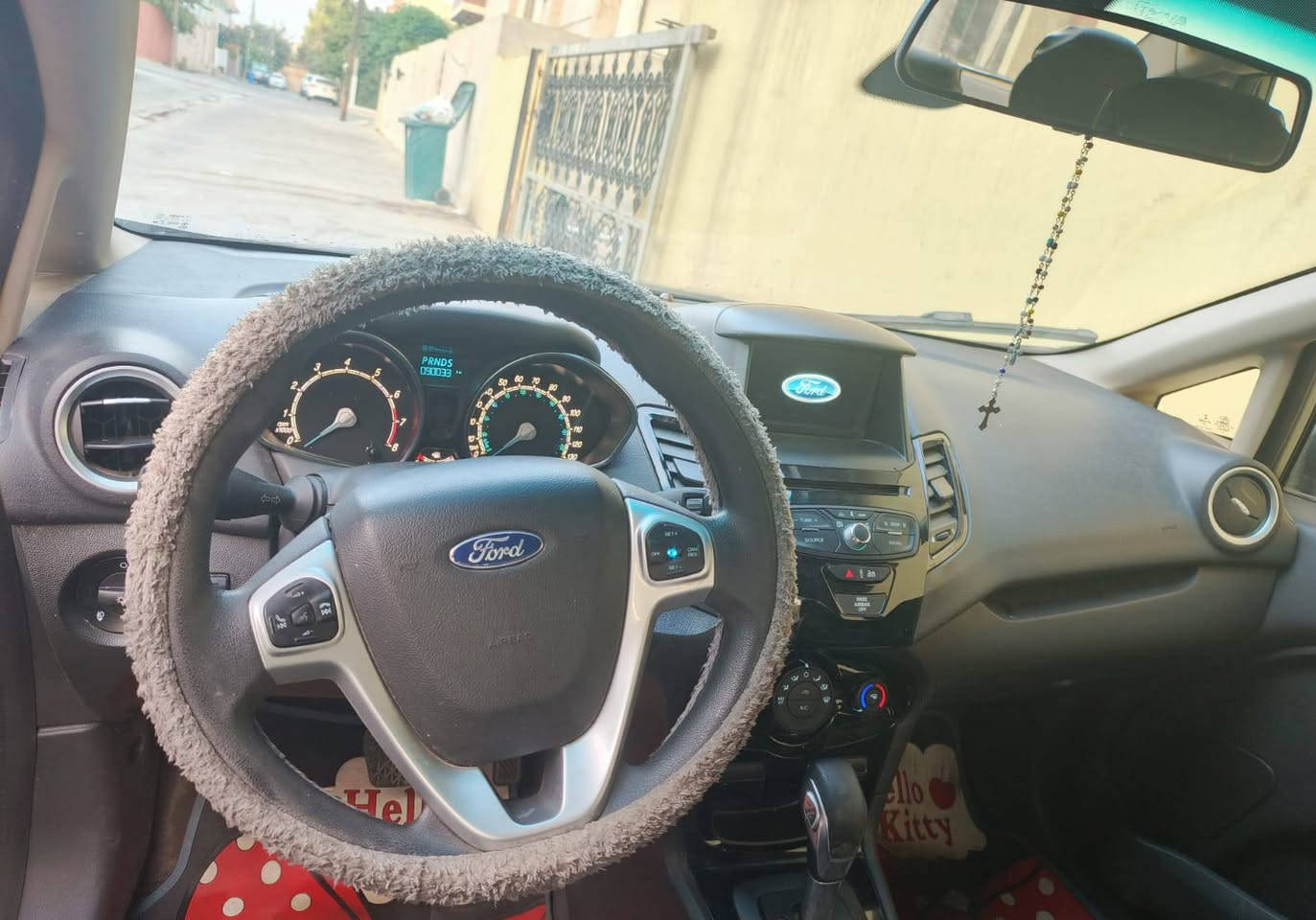 فورد فيستا 2019 SE
محرك 16 

وارد امريكي

ماشية ٩٠،٠٠٠ 

سنوية ٢٠٢٧

مواصفات:

شاشة كبيرة

انارة داخلي ٧ الوان

ويلكب

سلايت

كامرة

بلوتوث

واي فاي

تحديد سرعة

تبريد ثلجي

مانع انزلاق

رقم الشاصي مرفق مع الصور

باتري جديد

تاية ٤ جديدة

الفيتبمب كله جديد

بدون مشاكل

اقتصادية كلش

بشرط الفحص
للاتصال ***********
سعر ٨٩
