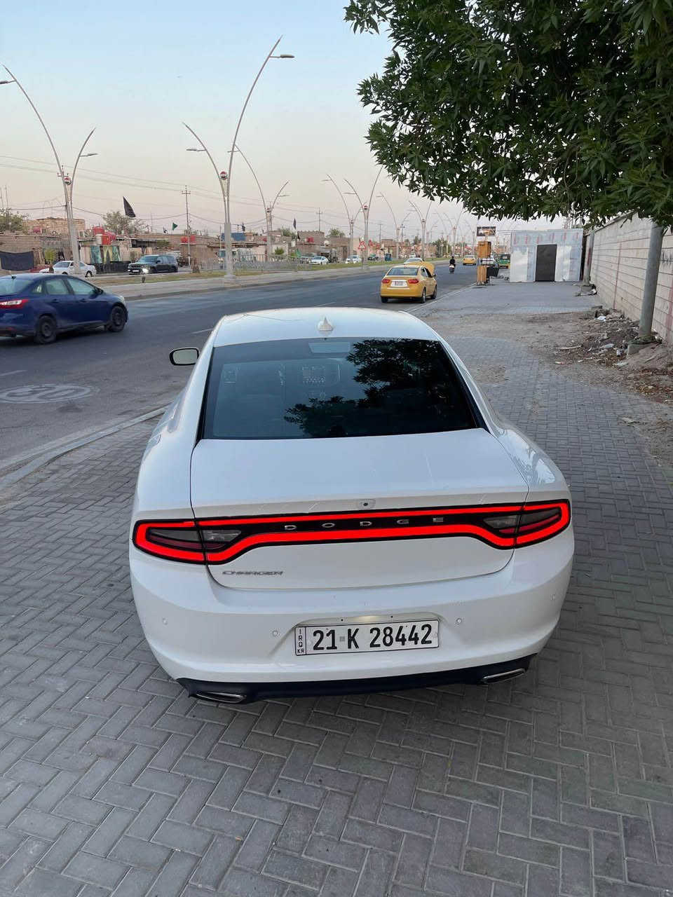جارجر 18 كندي كفاله عامه سياره جديده جاهزه من كلشي ماشيه 80 الف تريد وكاله تحويل كيفك مواصفات sxt  مكاني البصره السعر 215 الشراي يتصل *********** Singapore
