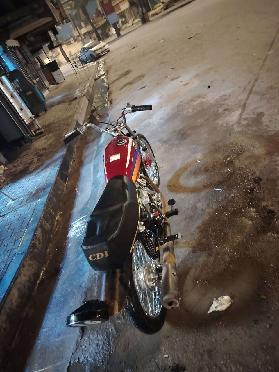 سلام عليكم اربعه كير اصولي أوراق مو سكنر تعمير.  25 مديل.  19 ارشه مكينه تيربو سعر. 700 راسلني وتدلل واتساب *********** مكان كوفه
