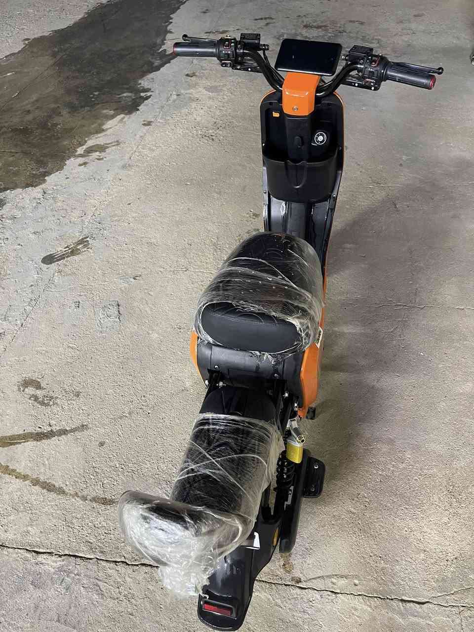 السلام عليكم دراجه شحن لبيع نضيف كلش مديله 25 بطاريته 16انضاف كلش  السعر 400وبيه مجال ***********
