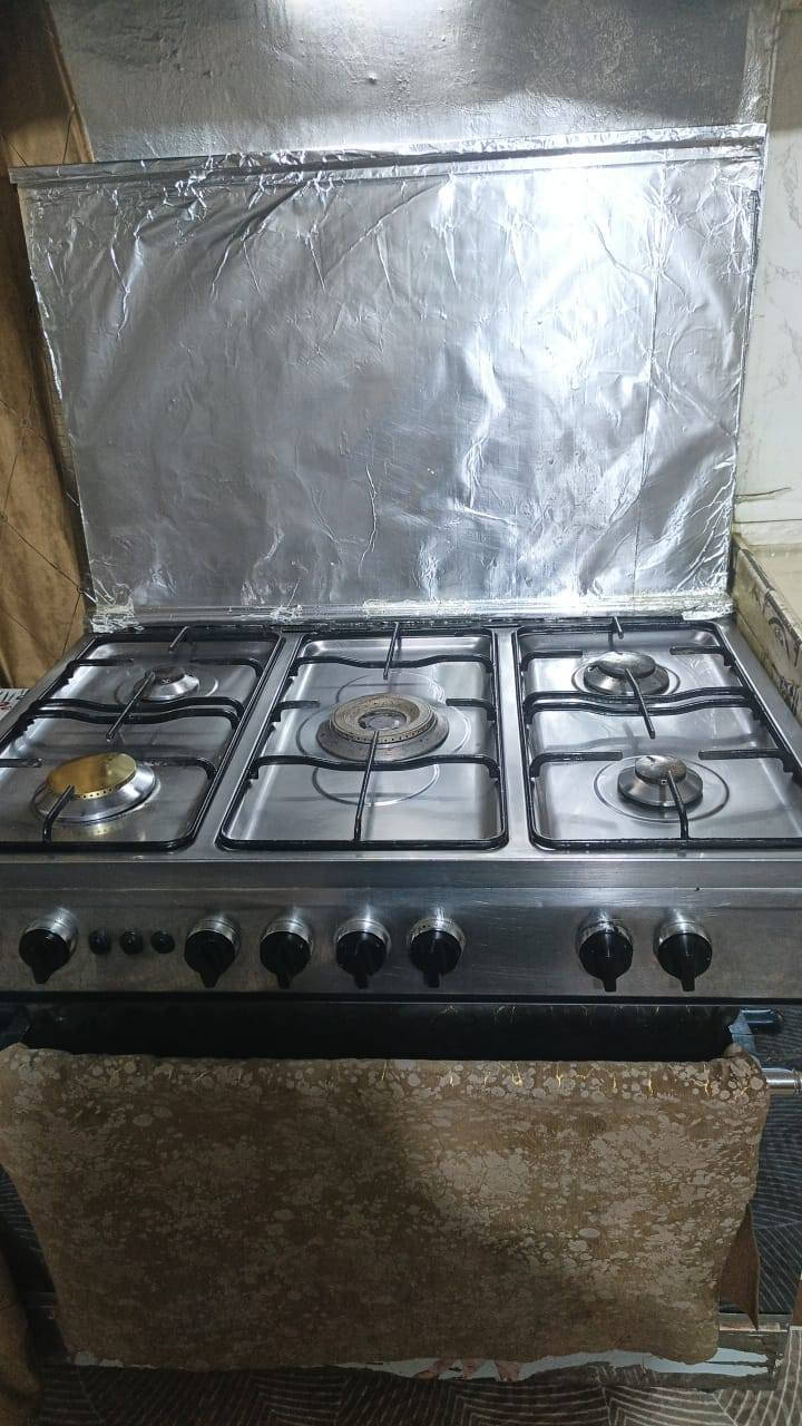 سلام عليكم طباخ البيع فريش الدرجه الواله مستعمل تجي شغله بيدك وتخذه المكان كربلاء *********** السعر 250 وبي مجال بصيط
