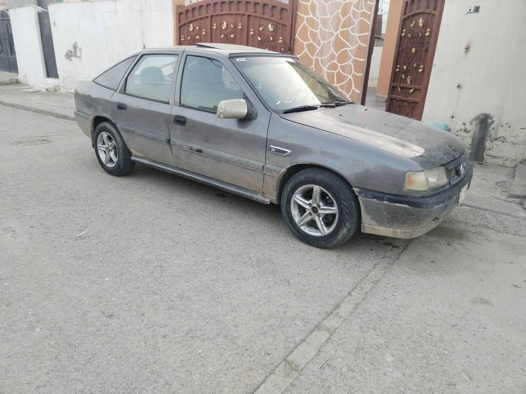 ئەم ئۆپڵ بۆفرۆشتن زۆرپاک بێعەیبە ئاڕمی پلاستیکی سلێمانی ئەوالیاتی بەشەرت مۆدیلی 1991مەکینەی 16قایشپان زۆرپاکو بێعەیب ماڵی دۆستە ژمارە***********لە سلێمانی السليمانية, العراق
